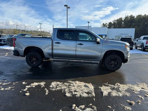 Used 2023 Chevrolet Silverado 1500 LT Trail Boss w/ Convenience Package II image 4