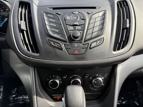 Used 2015 Ford Escape SE image 15
