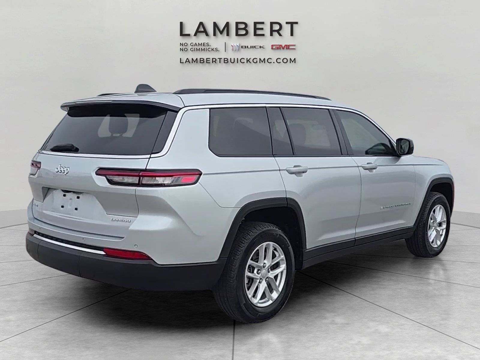 Used 2025 Jeep Grand Cherokee L Laredo w/ Luxury Tech Group I AWD/4WD image 5