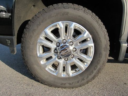 Used 2021 GMC Sierra 3500 Denali w/ Denali Ultimate Package image 9