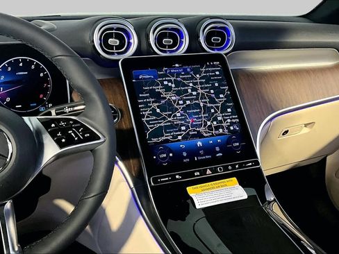 New 2026 Mercedes-Benz GLC 300 4MATIC image 8
