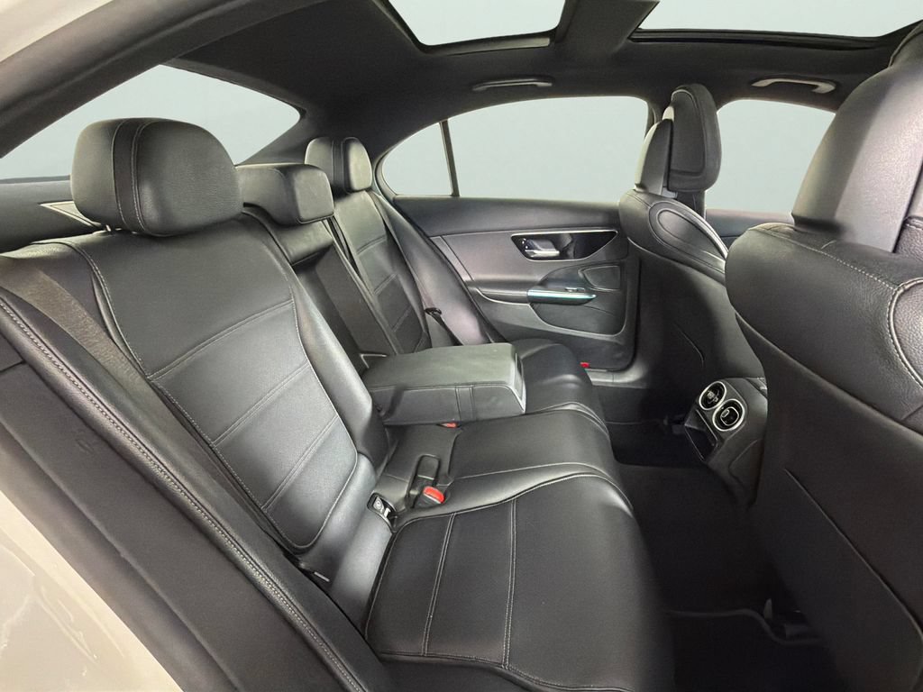 Used 2023 Mercedes-Benz C 300 Sedan image 29