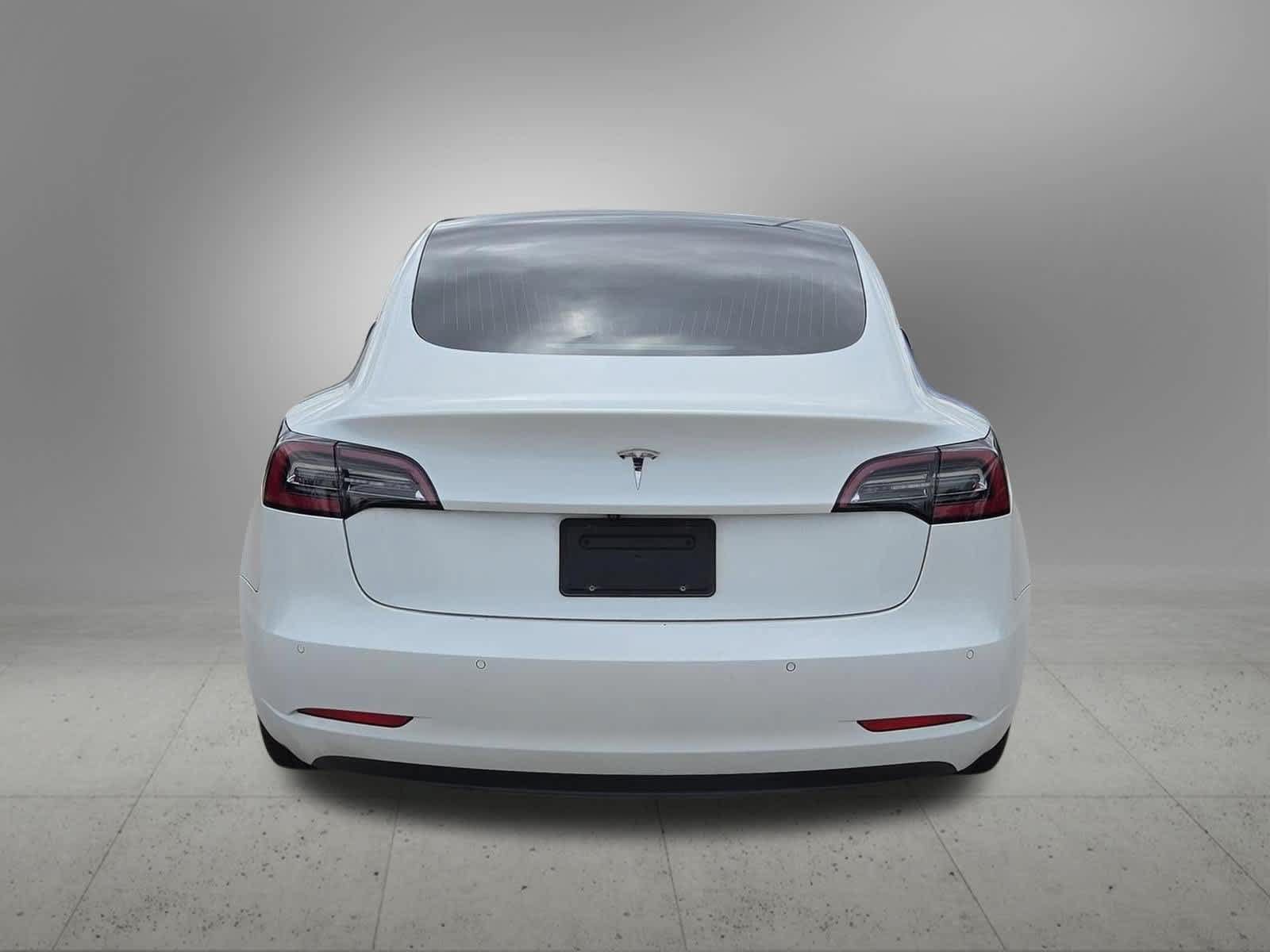 Used 2020 Tesla Model 3 Standard Range Plus RWD image 5