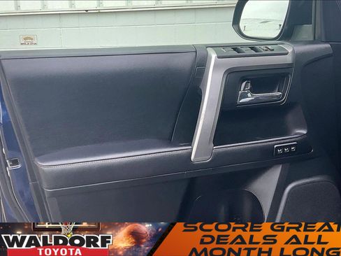 Used 2021 Toyota 4Runner Limited image 28
