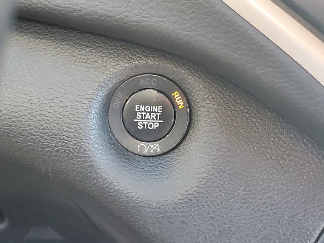 Used 2017 Jeep Cherokee Limited AWD/4WD image 24
