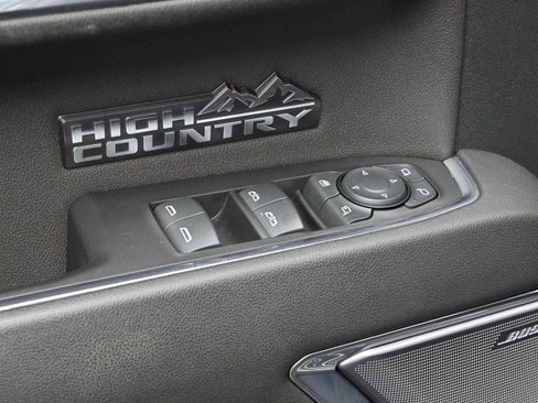 Used 2023 Chevrolet Silverado 1500 High Country w/ High Country Premium Package image 11