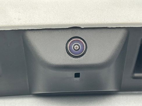 New 2025 Jeep Grand Cherokee L Altitude image 17