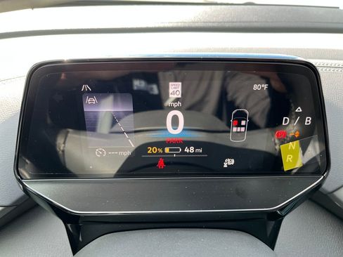 New 2025 Volkswagen ID.4 Pro S Plus image 9