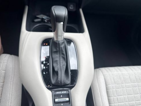 Used 2024 Honda HR-V LX image 18