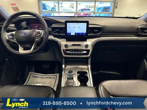 Used 2023 Ford Explorer XLT w/ Equipment Group 202A image 9