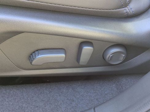 Used 2025 Subaru Forester Limited image 8