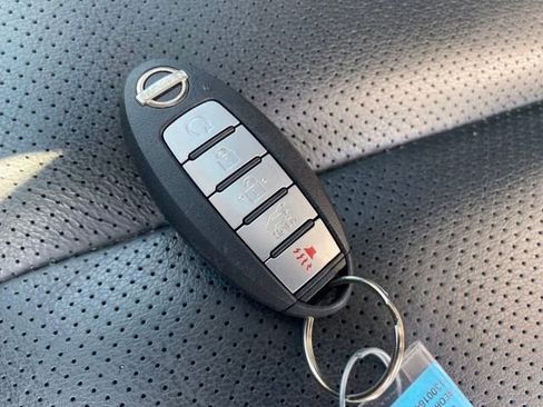 Used 2024 Nissan Murano SL image 29