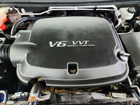Used 2017 Chevrolet Colorado LT AWD/4WD image 29