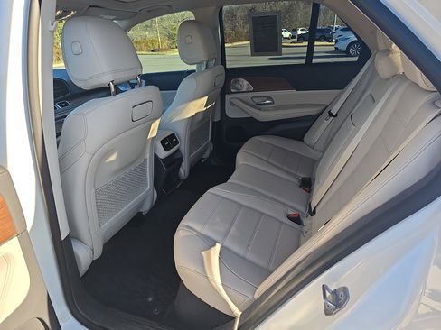 Used 2020 Mercedes-Benz GLE 450 4MATIC image 15