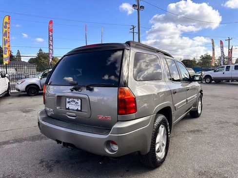 Used 2005 GMC Envoy XL SLE image 5