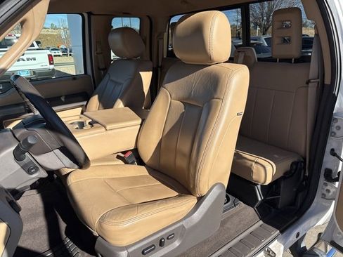 Used 2012 Ford F250 Lariat image 11
