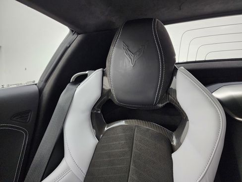 Used 2022 Chevrolet Corvette Stingray Premium Conv w/ Z51 Performance Package image 46