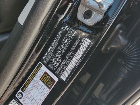 New 2026 Mercedes-Benz GLS 450 4MATIC image 32