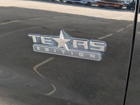 Certified 2025 Chevrolet Silverado 1500 LT AWD/4WD image 33