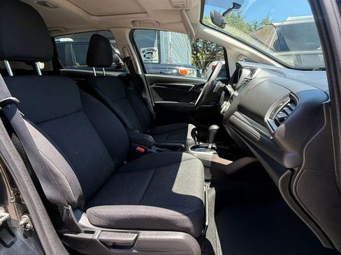 Used 2017 Honda Fit EX image 19