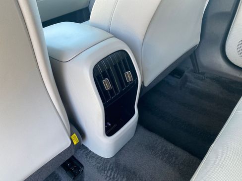 Used 2025 Hyundai Kona SEL image 24