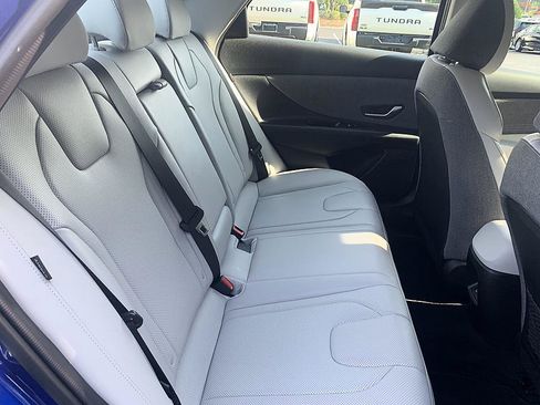 Used 2024 Hyundai Elantra Limited FWD image 20