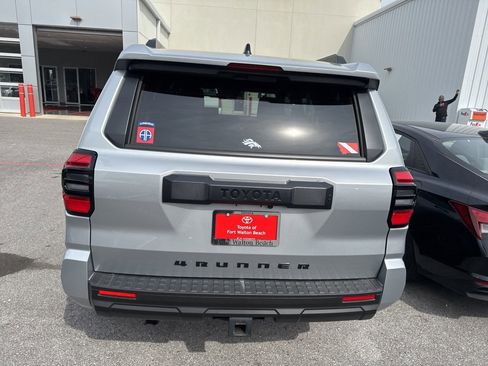 Used 2025 Toyota 4Runner TRD Sport Premium image 9