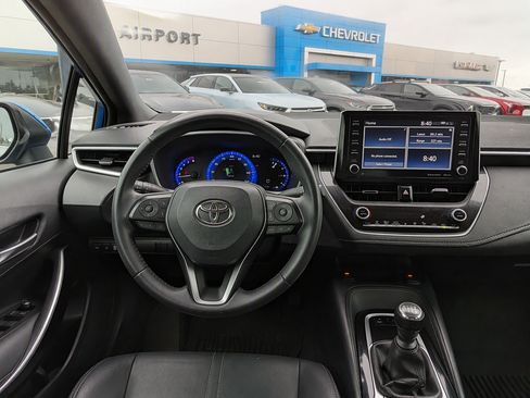 Used 2019 Toyota Corolla XSE FWD image 11