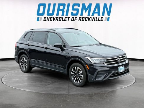 Used 2023 Volkswagen Tiguan S w/ Driver Assistance Package AWD/4WD image 1