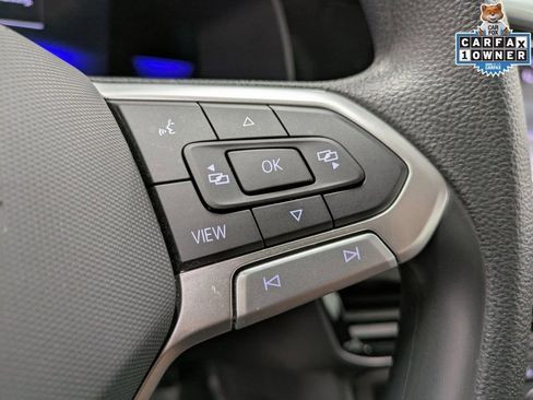 Used 2022 Volkswagen Taos S image 19