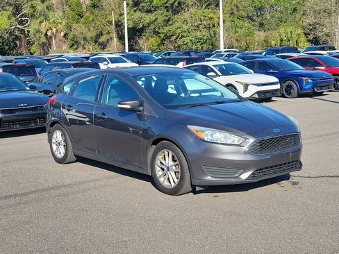 Used 2016 Ford Focus SE image 40