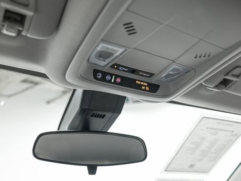 Used 2023 Chevrolet Equinox LS w/ LS Convenience Package image 26