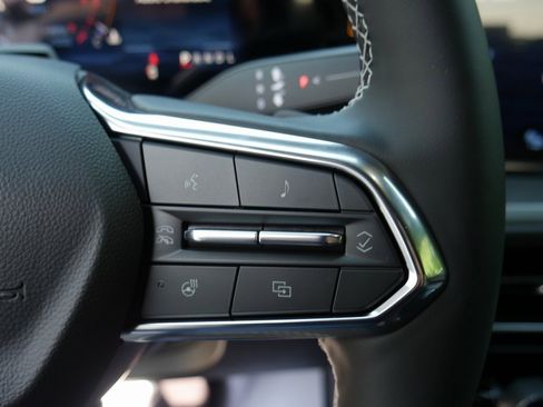 New 2026 Chevrolet Traverse LT w/ Enhanced Driving Package image 14