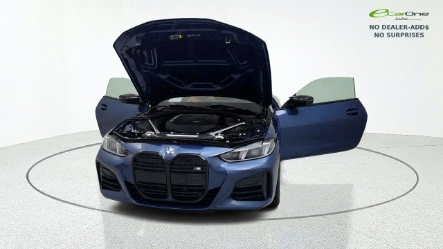 Used 2026 BMW M440i Coupe RWD image 13