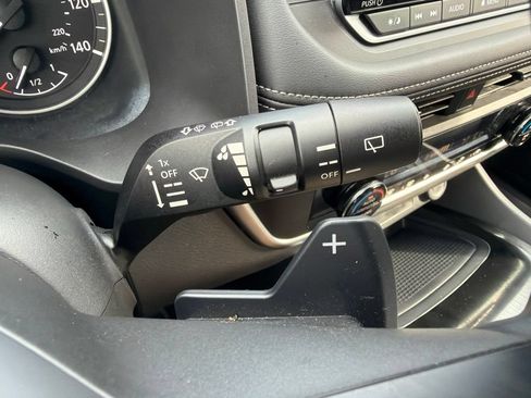 Used 2026 Nissan Rogue SV FWD image 28