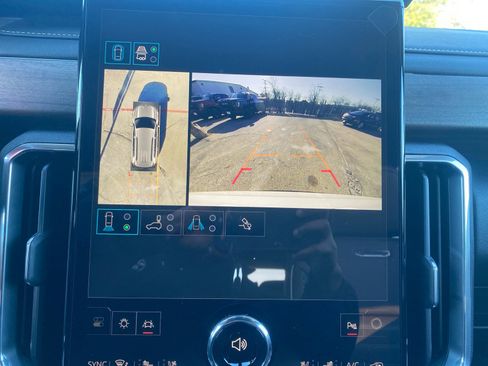 New 2026 GMC Acadia Denali Ultimate w/ LPO, Floor Liner Package image 15