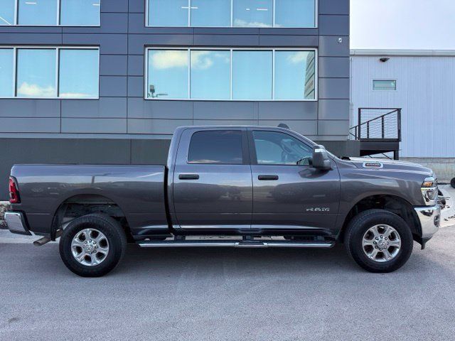 Used 2026 RAM 2500 Big Horn AWD/4WD image 2