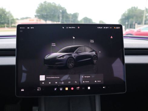 Used 2025 Tesla Model 3 Long Range AWD/4WD image 18