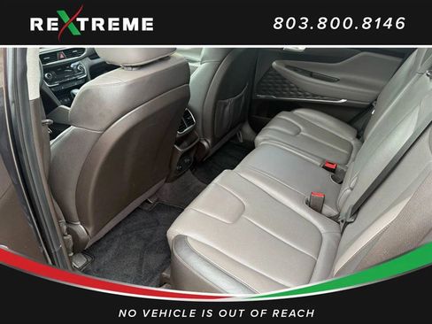 Used 2020 Hyundai Santa Fe SEL w/ Convenience + Premium Package image 16