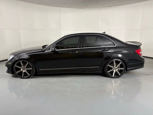 Used 2012 Mercedes-Benz C 300 4MATIC Sedan image 5