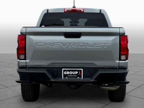 Used 2023 Chevrolet Colorado W/T image 5