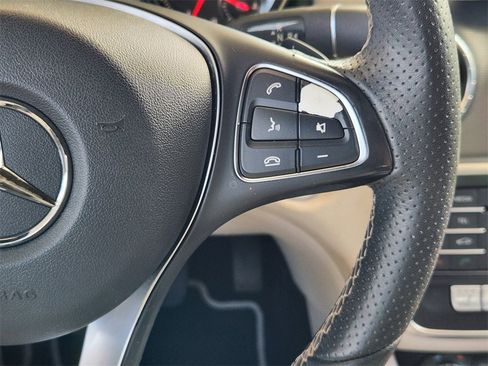 Used 2018 Mercedes-Benz CLA 250 image 30