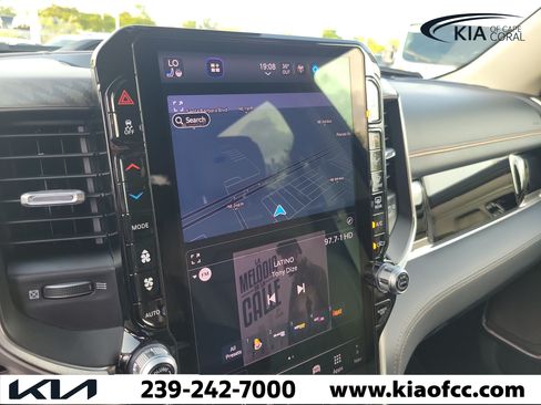 Used 2025 RAM 1500 Tungsten AWD/4WD image 31