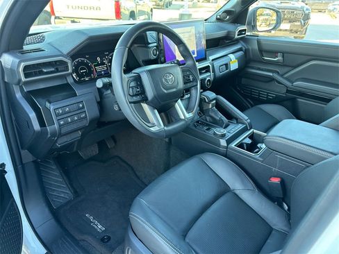 New 2025 Toyota 4Runner Limited image 5