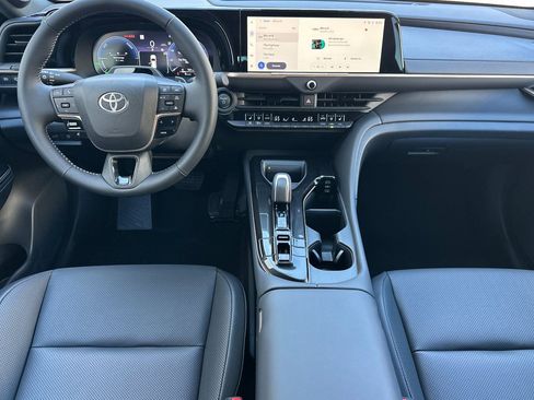 New 2026 Toyota Crown Signia AWD/4WD image 15