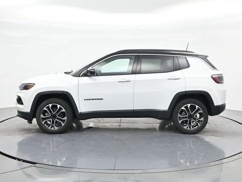 Used 2022 Jeep Compass Limited AWD/4WD image 8