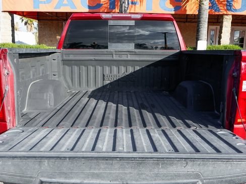 Used 2019 Chevrolet Silverado 1500 High Country image 8