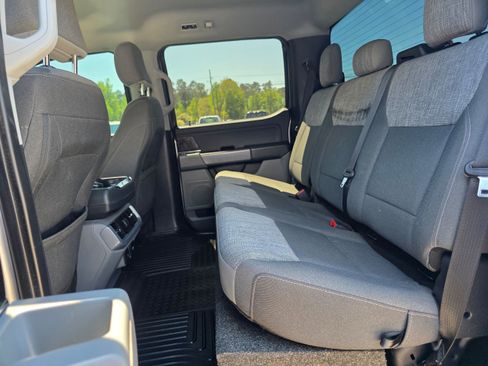 Used 2022 Ford F150 XLT w/ Equipment Group 302A High image 13