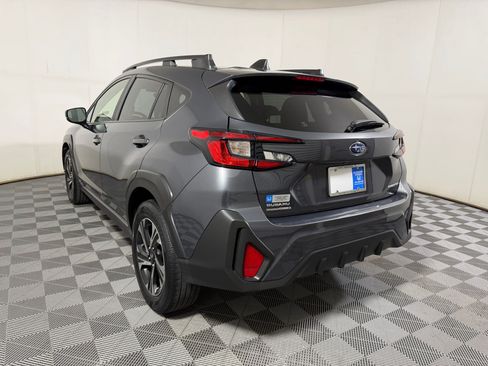Used 2025 Subaru Crosstrek 2.5i Premium AWD/4WD image 2