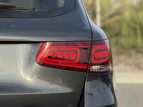 Certified 2022 Mercedes-Benz GLC 300 image 12